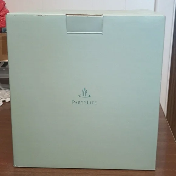 PartyLite P7298 Ariana's Garden Fairy Statue Tea Light Candle Holder Figurine - Picture 7 of 9